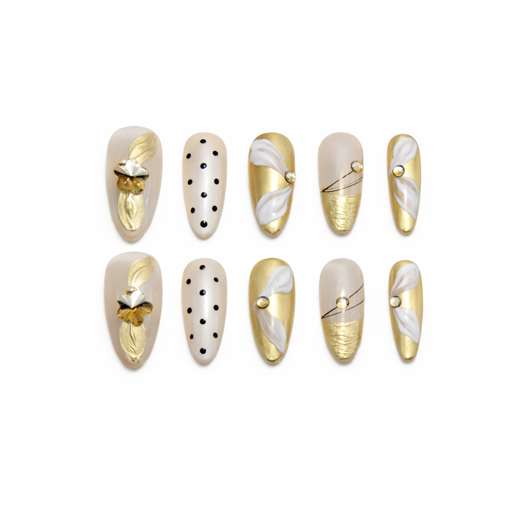 Ivory Gold Chic