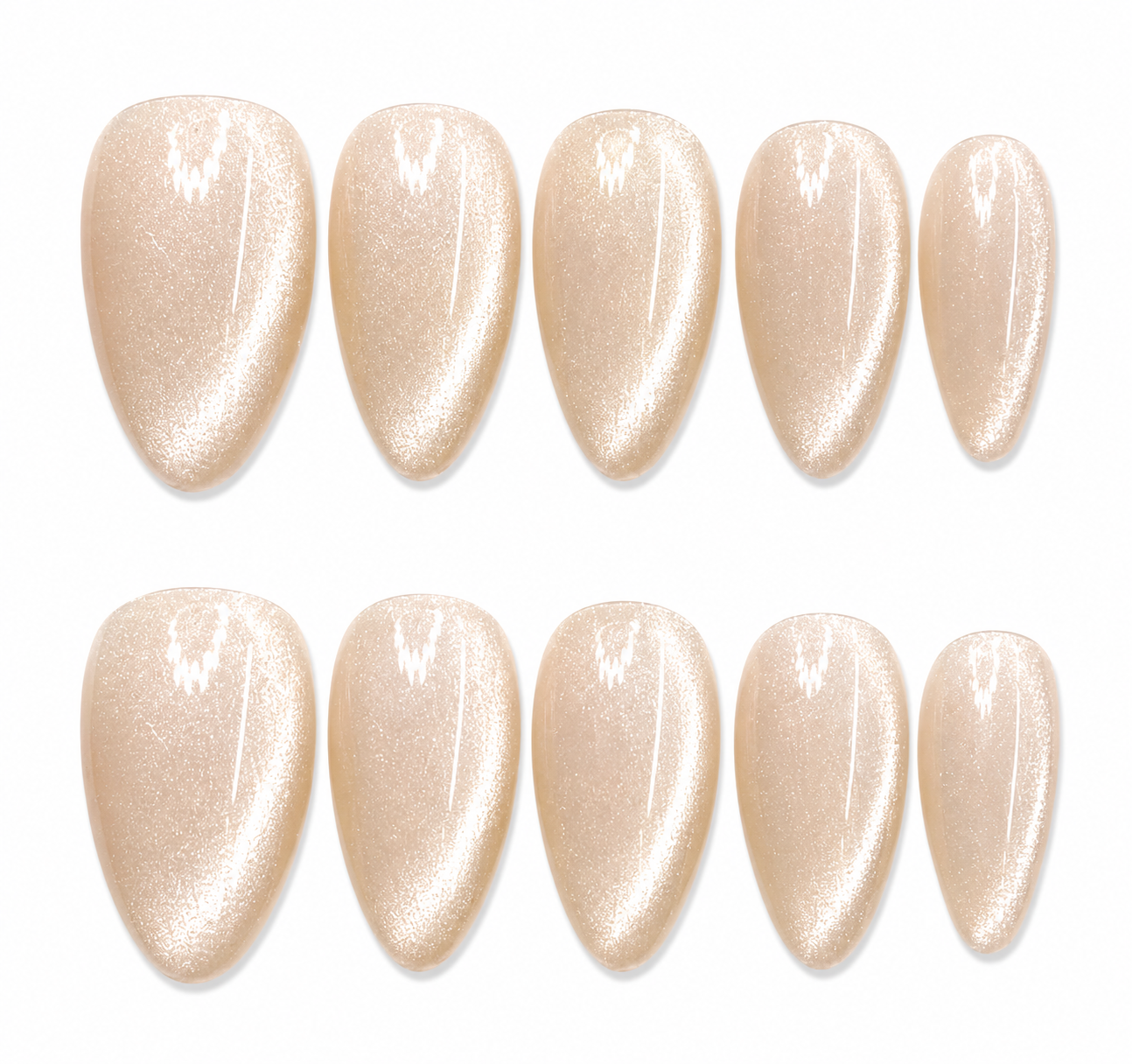 Vanilla Pearl Cat Eye Nails
